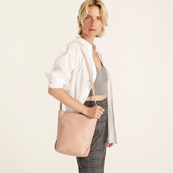 🆕{J. Crew} Oslo Soft Pink Pebble Leather Bucket CrossBody Bag - Picture 3 of 16